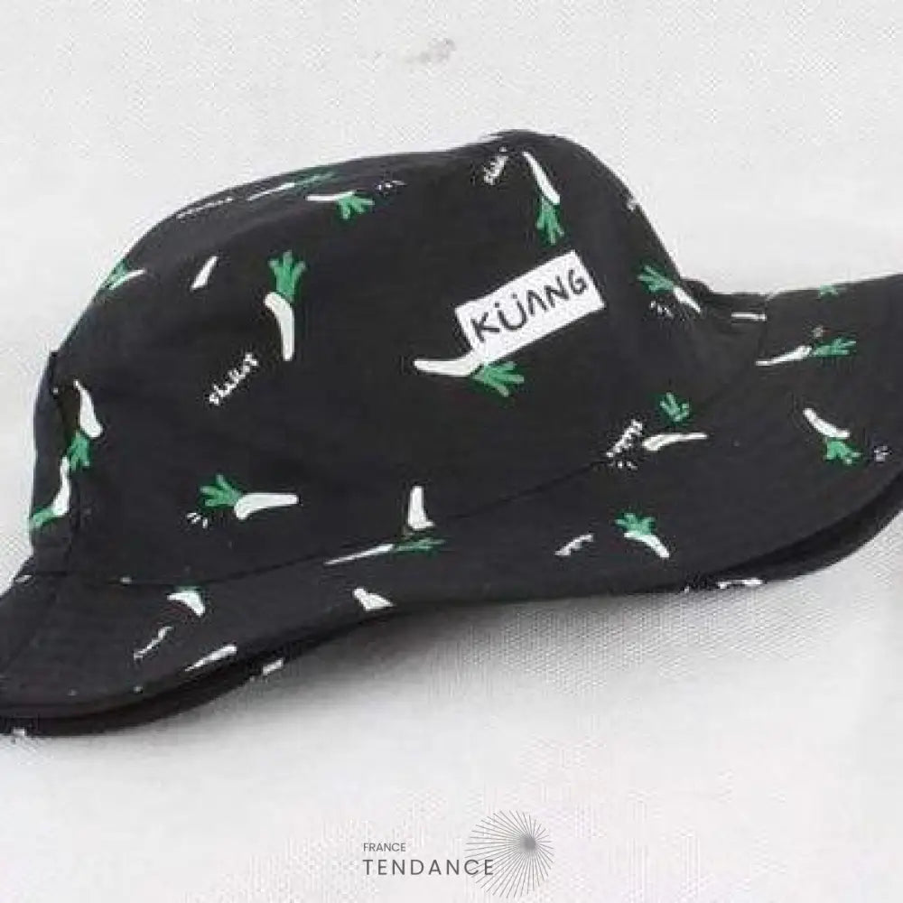 Bob réversible Kuang noir à motifs de légumes blancs et verts, avec étiquette contrastée