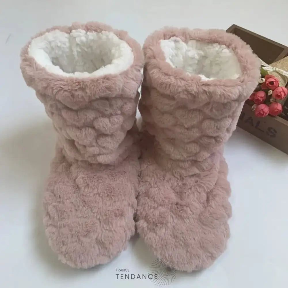 Pantoufles montantes rose poudré avec doublure claire